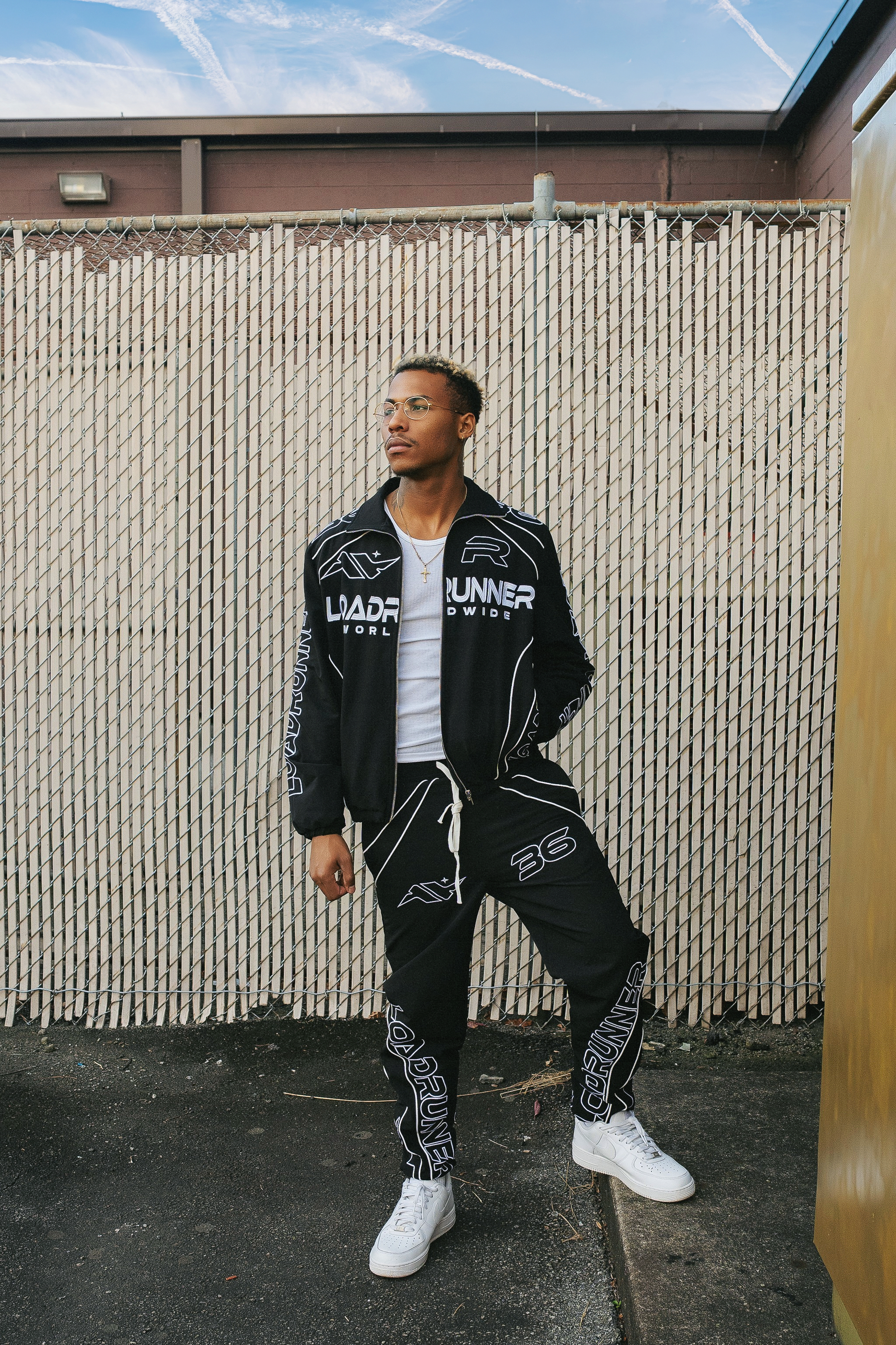 Worldwide tracksuit, alley
